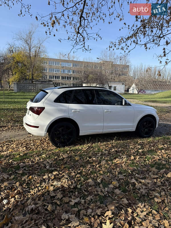 Внедорожник / Кроссовер Audi Q5 2012 в Кривом Роге