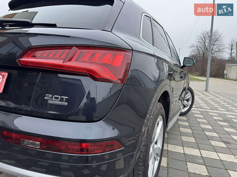 Позашляховик / Кросовер Audi Q5 2018 в Стрию