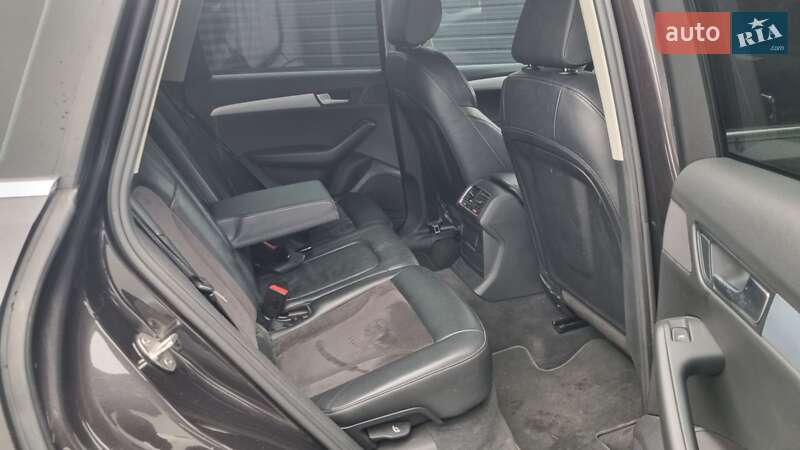 Позашляховик / Кросовер Audi Q5 2012 в Луцьку фото 16 Позашляховик / Кросовер Audi Q5 2012 в Луцьку