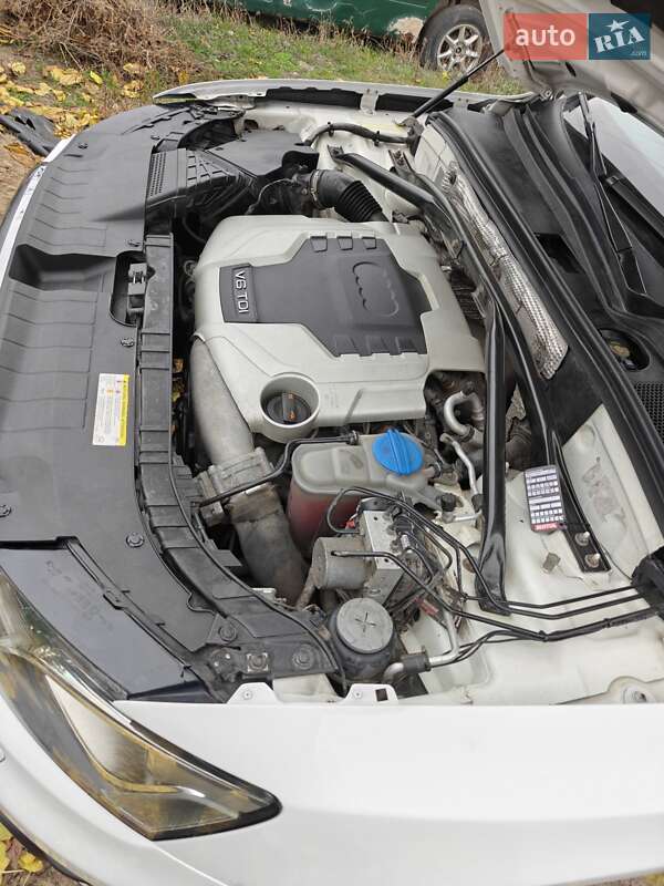 Позашляховик / Кросовер Audi Q5 2011 в Дніпрі фото 15 Позашляховик / Кросовер Audi Q5 2011 в Дніпрі