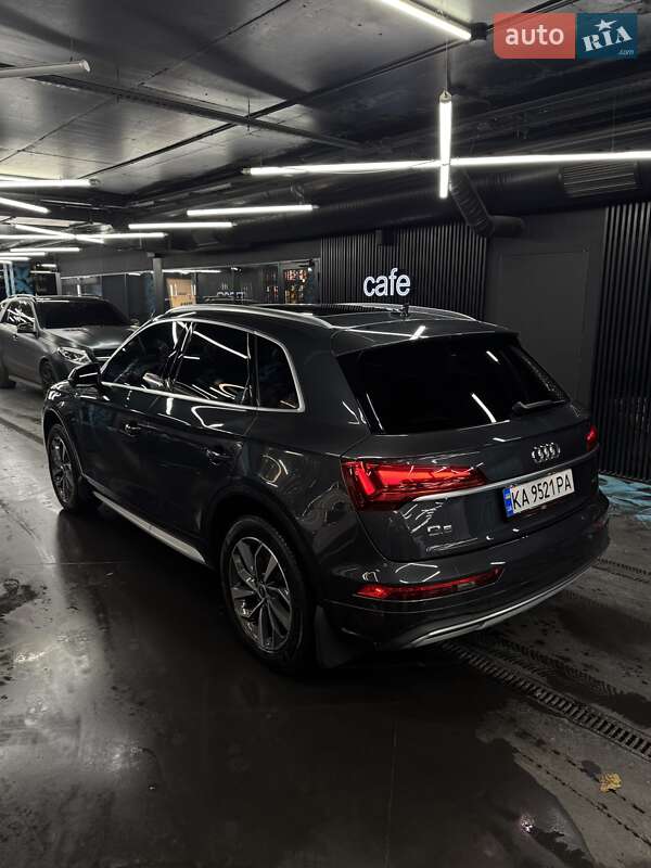 Внедорожник / Кроссовер Audi Q5 2020 в Киеве