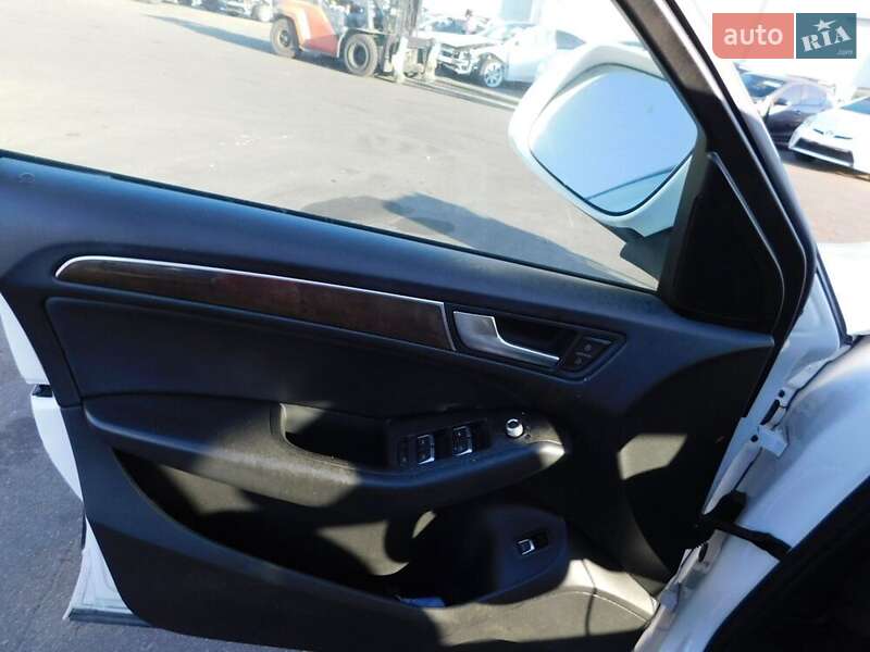 Внедорожник / Кроссовер Audi Q5 2014 в Полтаве