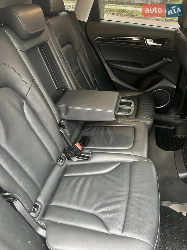 Позашляховик / Кросовер Audi Q5 2015 в Черкасах