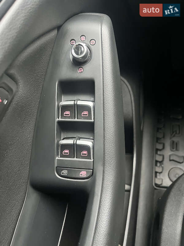 Позашляховик / Кросовер Audi Q5 2015 в Черкасах