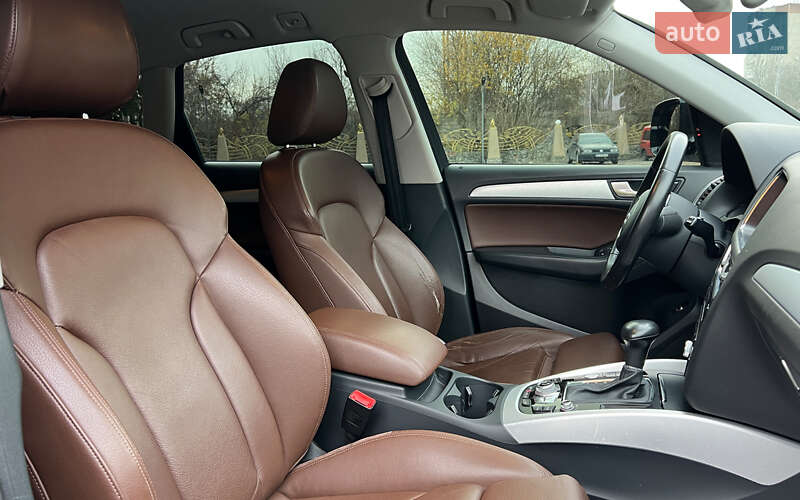 Позашляховик / Кросовер Audi Q5 2016 в Львові