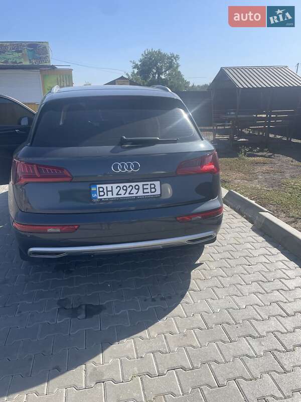 Позашляховик / Кросовер Audi Q5 2017 в Березівці