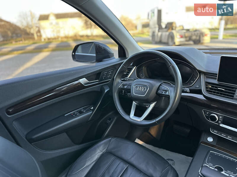 Позашляховик / Кросовер Audi Q5 2018 в Дубні фото 39 Позашляховик / Кросовер Audi Q5 2018 в Дубні
