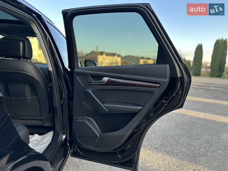 Позашляховик / Кросовер Audi Q5 2018 в Дубні фото 47 Позашляховик / Кросовер Audi Q5 2018 в Дубні