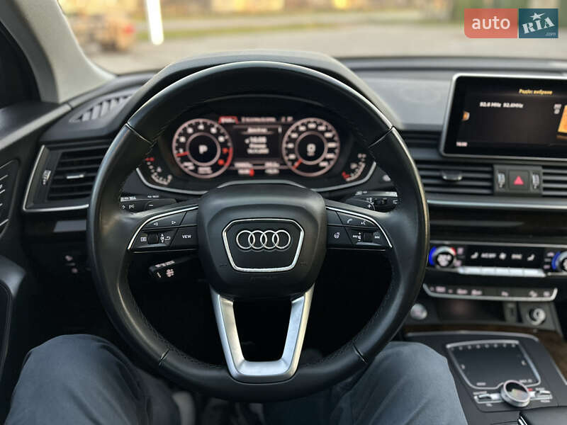 Позашляховик / Кросовер Audi Q5 2018 в Дубні фото 70 Позашляховик / Кросовер Audi Q5 2018 в Дубні