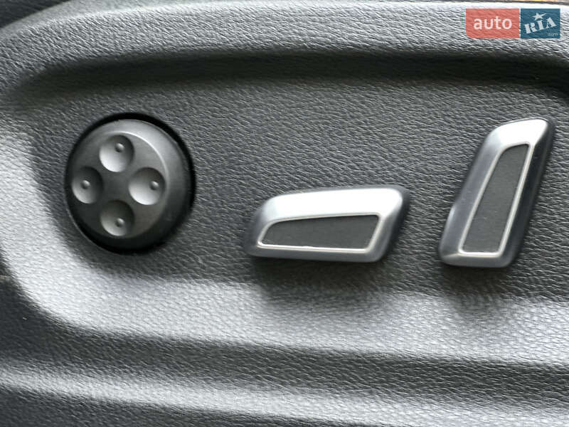 Внедорожник / Кроссовер Audi Q5 2015 в Львове