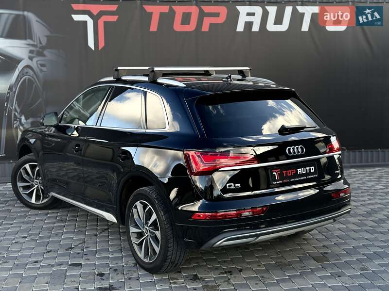 Позашляховик / Кросовер Audi Q5 2021 в Львові