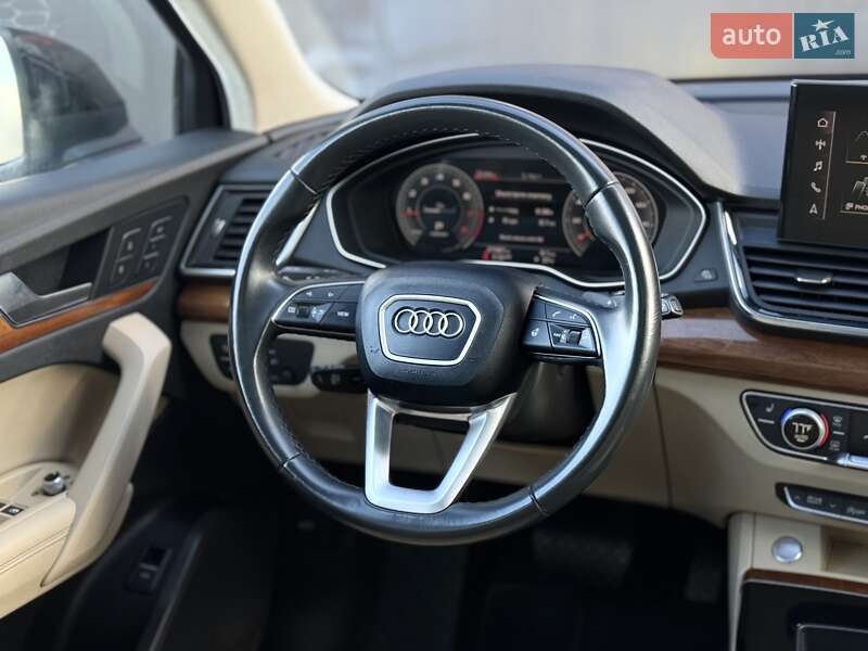 Позашляховик / Кросовер Audi Q5 2021 в Львові