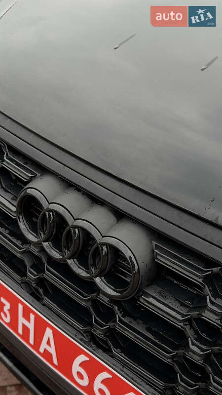 Позашляховик / Кросовер Audi Q5 2020 в Рівному