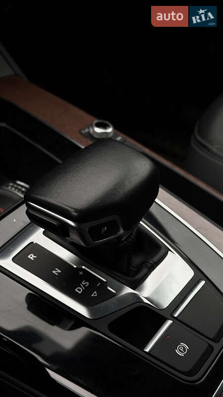 Позашляховик / Кросовер Audi Q5 2020 в Рівному