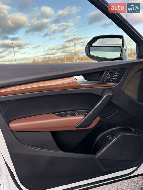 Позашляховик / Кросовер Audi Q5 2021 в Львові фото 16 Позашляховик / Кросовер Audi Q5 2021 в Львові