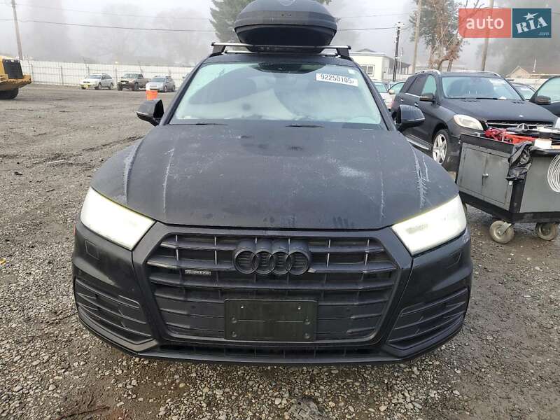 Внедорожник / Кроссовер Audi Q5 2019 в Львове