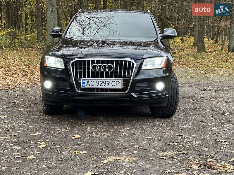 Позашляховик / Кросовер Audi Q5 2015 в Луцьку