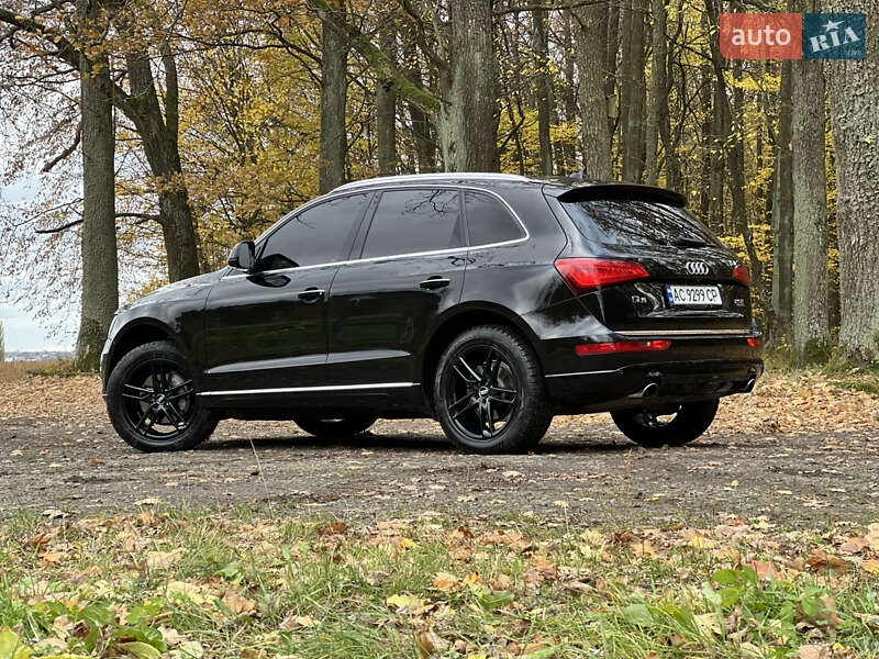 Позашляховик / Кросовер Audi Q5 2015 в Луцьку