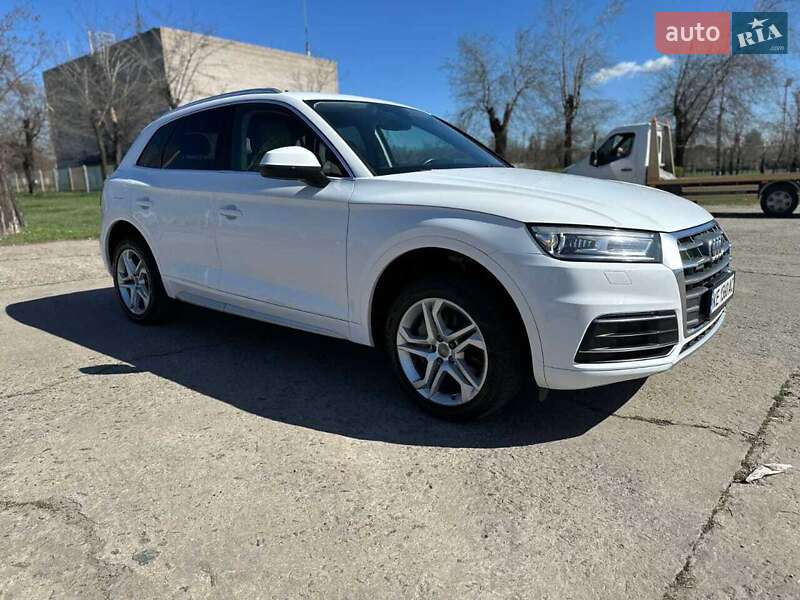 Позашляховик / Кросовер Audi Q5 2019 в Кривому Розі