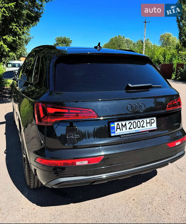 Внедорожник / Кроссовер Audi Q5 2021 в Житомире