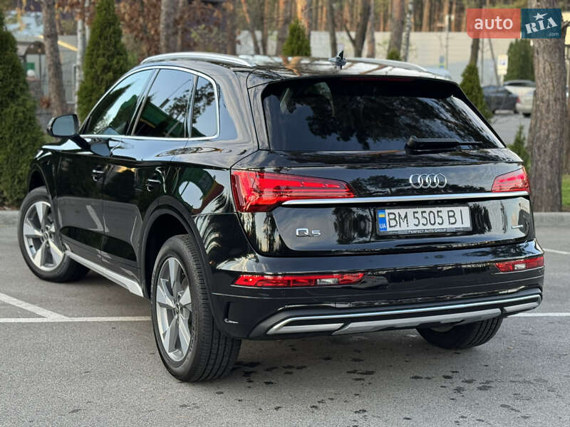 Внедорожник / Кроссовер Audi Q5 2023 в Киеве