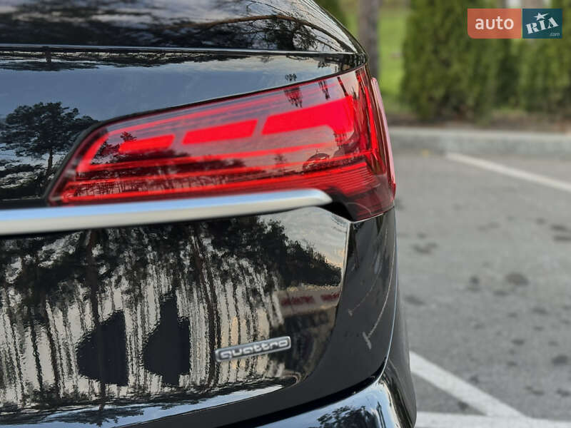 Внедорожник / Кроссовер Audi Q5 2023 в Киеве