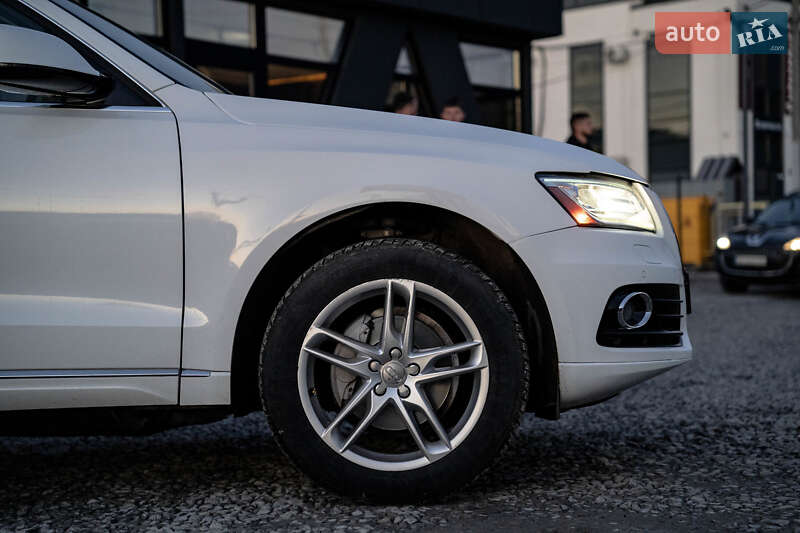 Внедорожник / Кроссовер Audi Q5 2016 в Черновцах