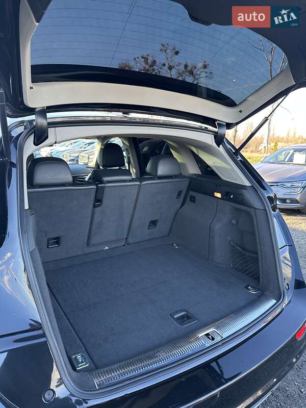 Позашляховик / Кросовер Audi Q5 2012 в Білогородці