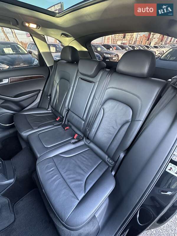 Позашляховик / Кросовер Audi Q5 2012 в Білогородці