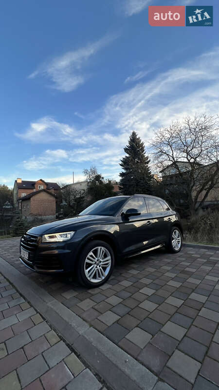 Позашляховик / Кросовер Audi Q5 2019 в Львові
