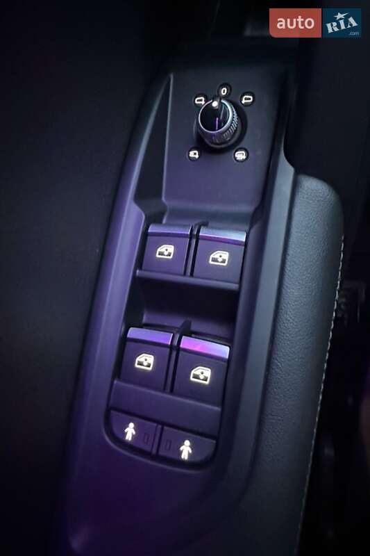 Позашляховик / Кросовер Audi Q5 2018 в Первомайську