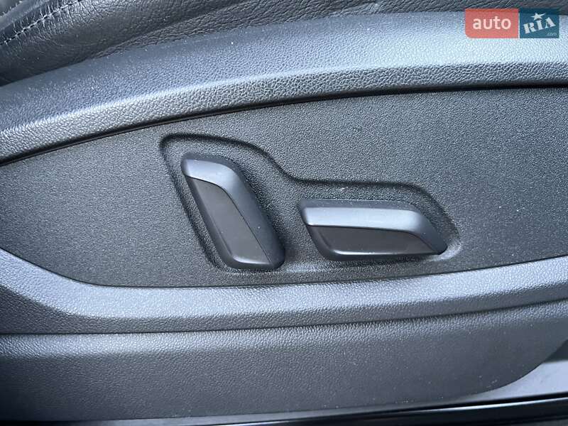 Позашляховик / Кросовер Audi Q5 2020 в Києві фото 33 Позашляховик / Кросовер Audi Q5 2020 в Києві