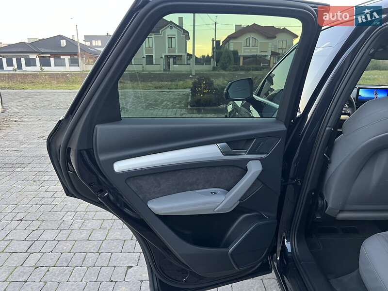 Позашляховик / Кросовер Audi Q5 2018 в Рівному фото 53 Позашляховик / Кросовер Audi Q5 2018 в Рівному