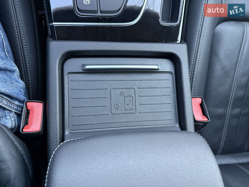 Позашляховик / Кросовер Audi Q5 2021 в Києві