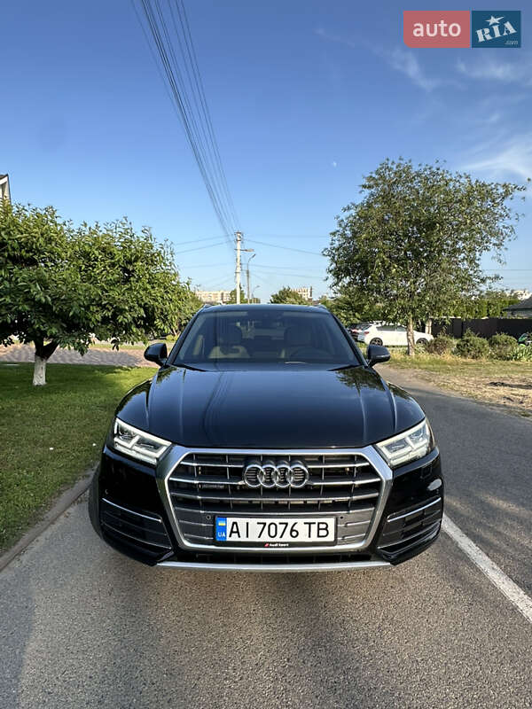 Внедорожник / Кроссовер Audi Q5 2017 в Черкассах
