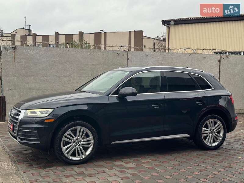 Позашляховик / Кросовер Audi Q5 2017 в Запоріжжі