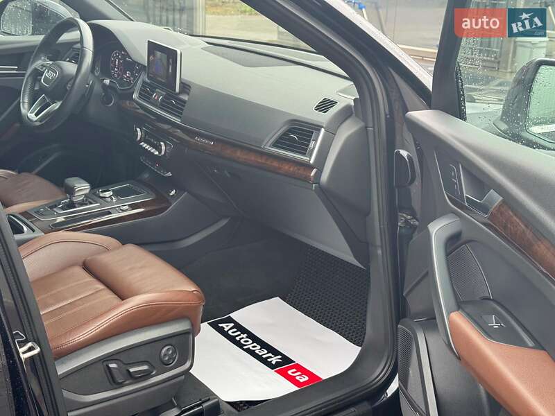 Позашляховик / Кросовер Audi Q5 2017 в Запоріжжі