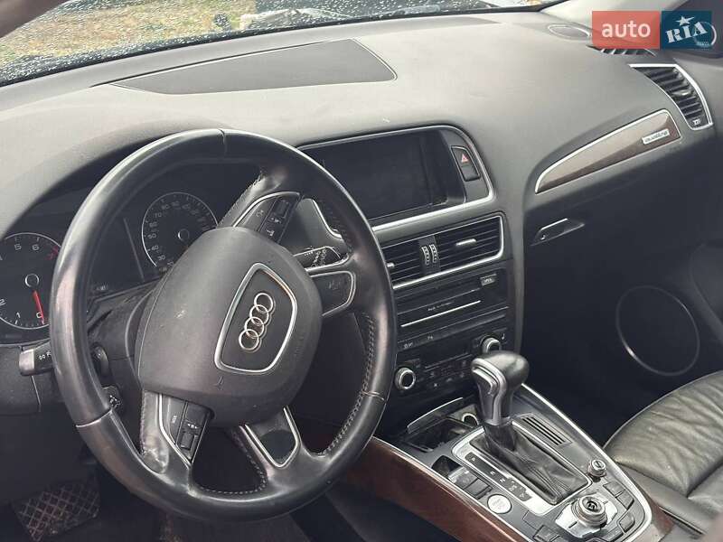 Внедорожник / Кроссовер Audi Q5 2015 в Стрые