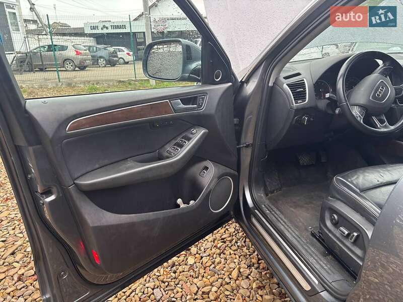 Внедорожник / Кроссовер Audi Q5 2015 в Стрые