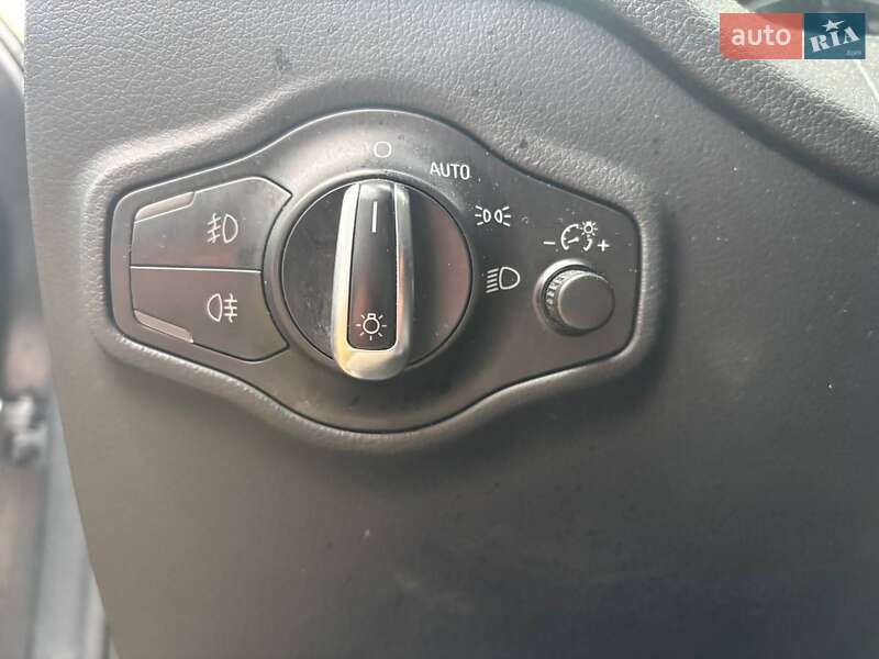 Внедорожник / Кроссовер Audi Q5 2015 в Стрые