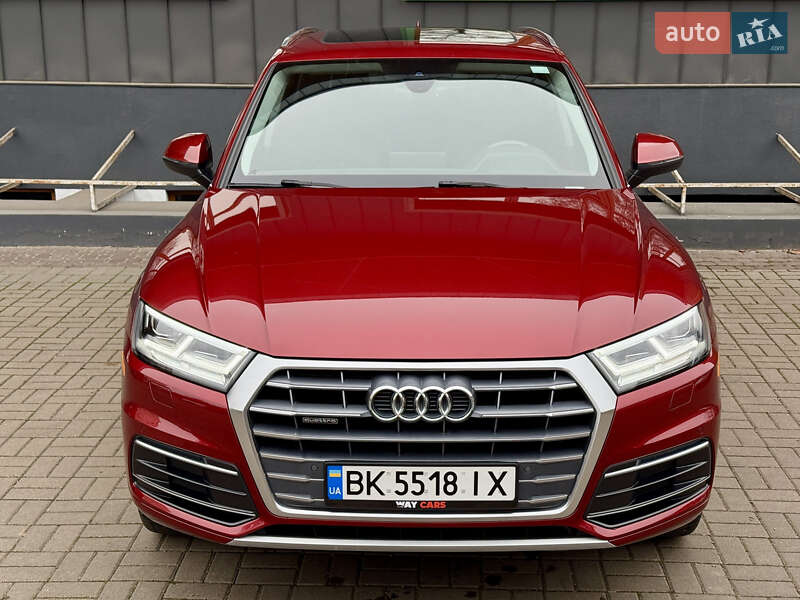 Внедорожник / Кроссовер Audi Q5 2018 в Ровно