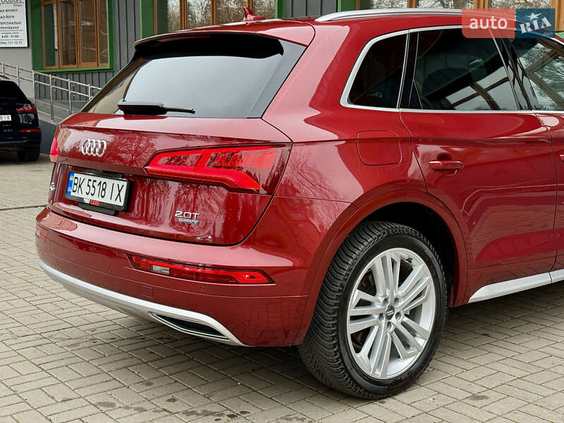 Внедорожник / Кроссовер Audi Q5 2018 в Ровно