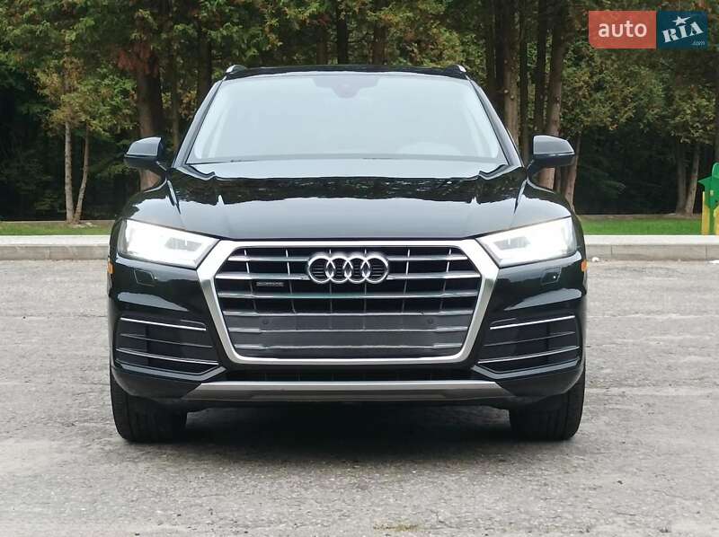 Внедорожник / Кроссовер Audi Q5 2018 в Киеве