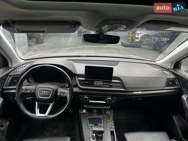 Позашляховик / Кросовер Audi Q5 2018 в Чернівцях