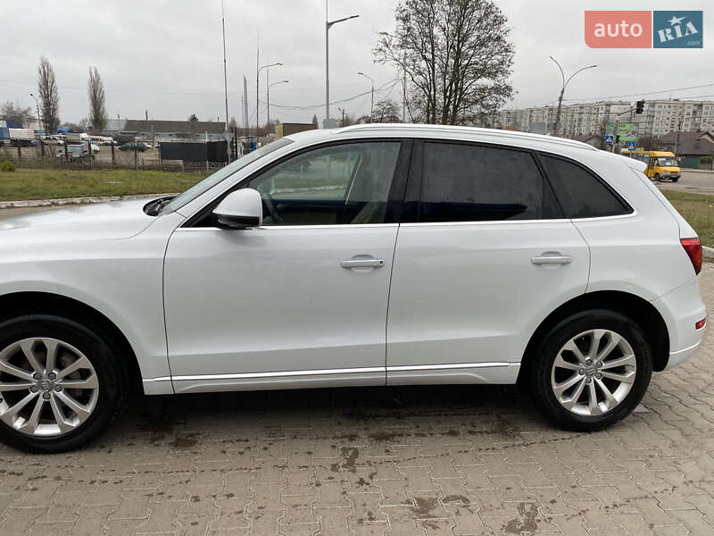 Внедорожник / Кроссовер Audi Q5 2014 в Сумах