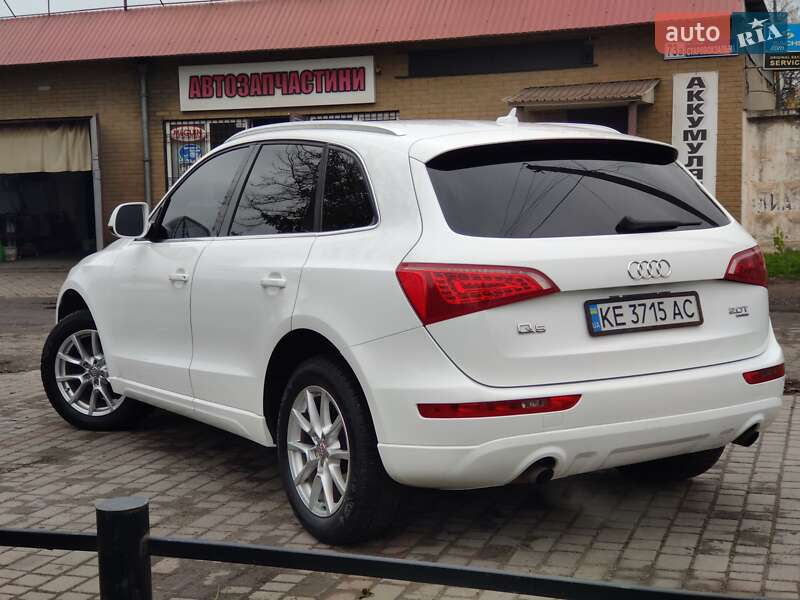 Позашляховик / Кросовер Audi Q5 2011 в Кривому Розі