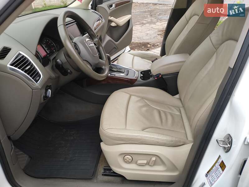 Позашляховик / Кросовер Audi Q5 2011 в Кривому Розі