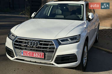 Позашляховик / Кросовер Audi Q5 2020 в Києві