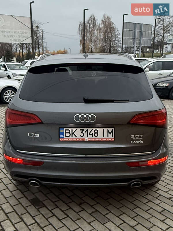 Позашляховик / Кросовер Audi Q5 2016 в Рівному