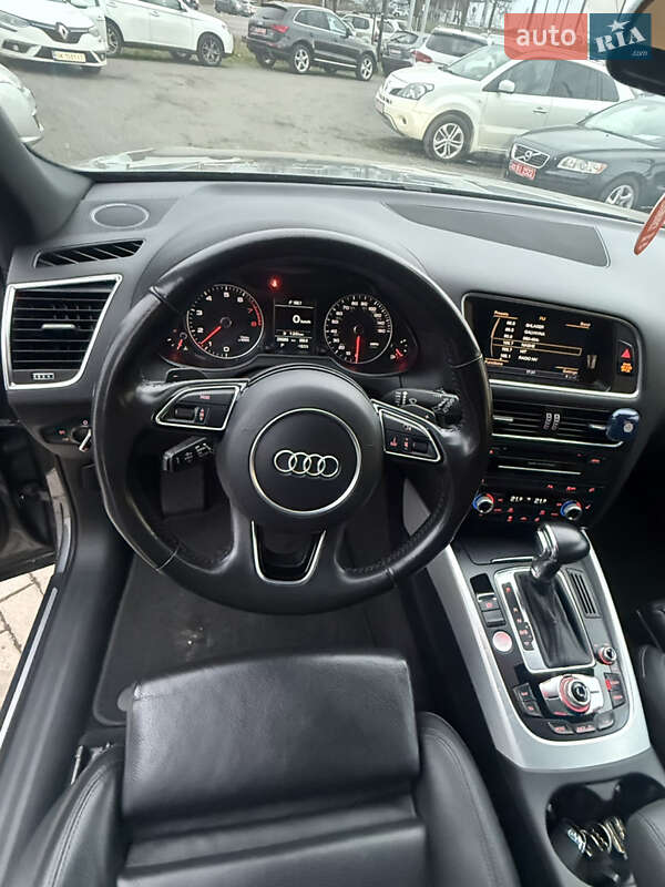 Позашляховик / Кросовер Audi Q5 2016 в Рівному